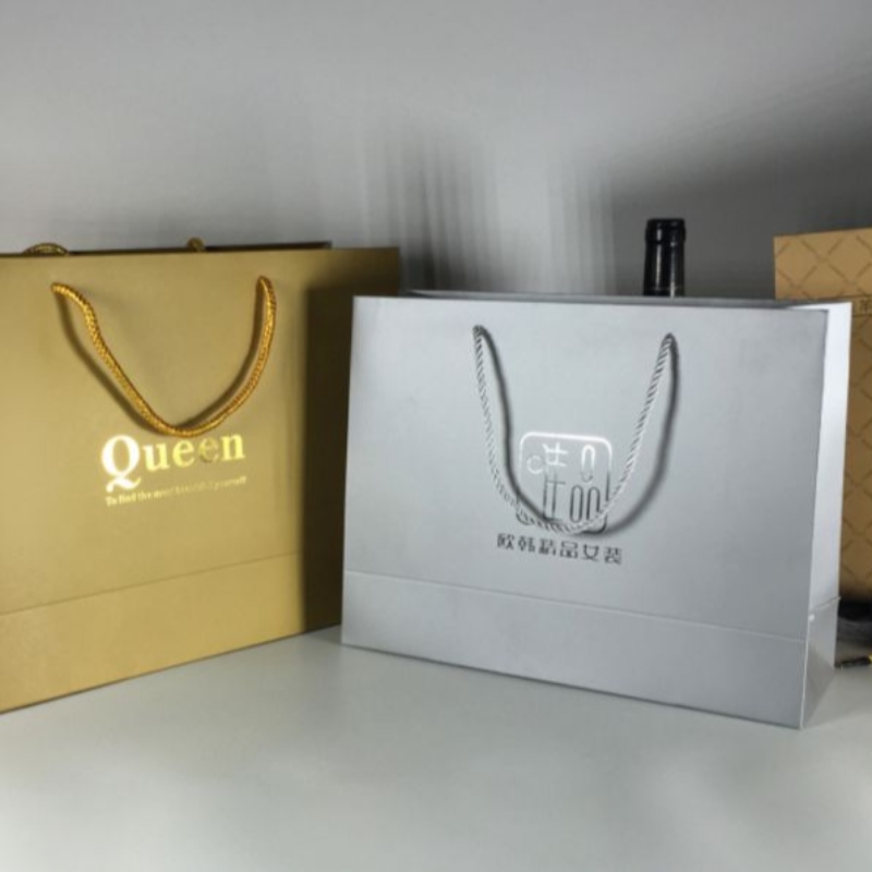 gold foil hot stamping luxury gift paper bag